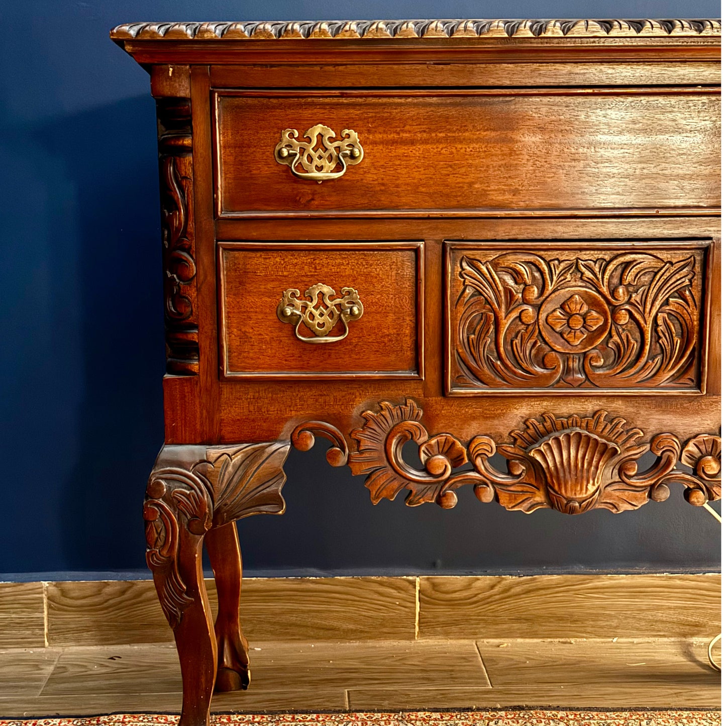 كونسول خشبي فنتج