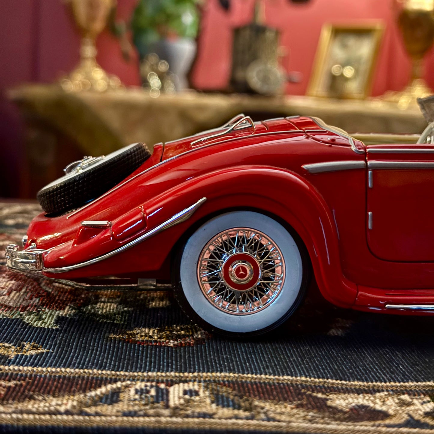 مجسم سيارة Mercedes