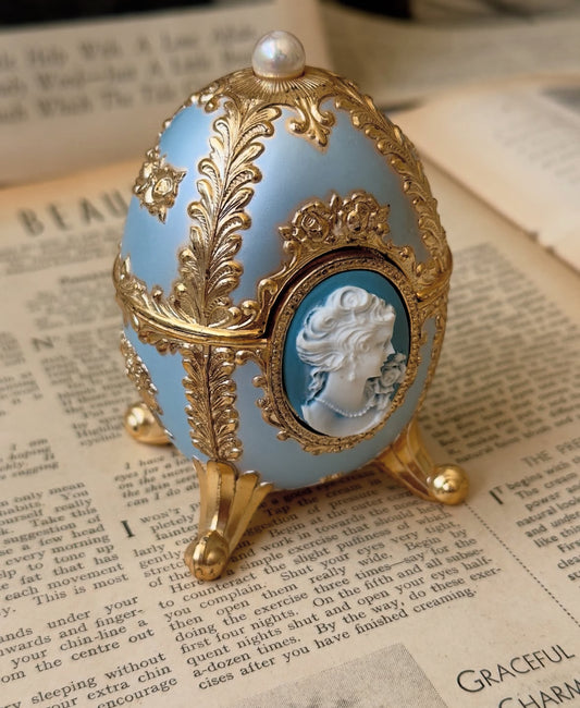 صندوق موسيقي شكل بيضة