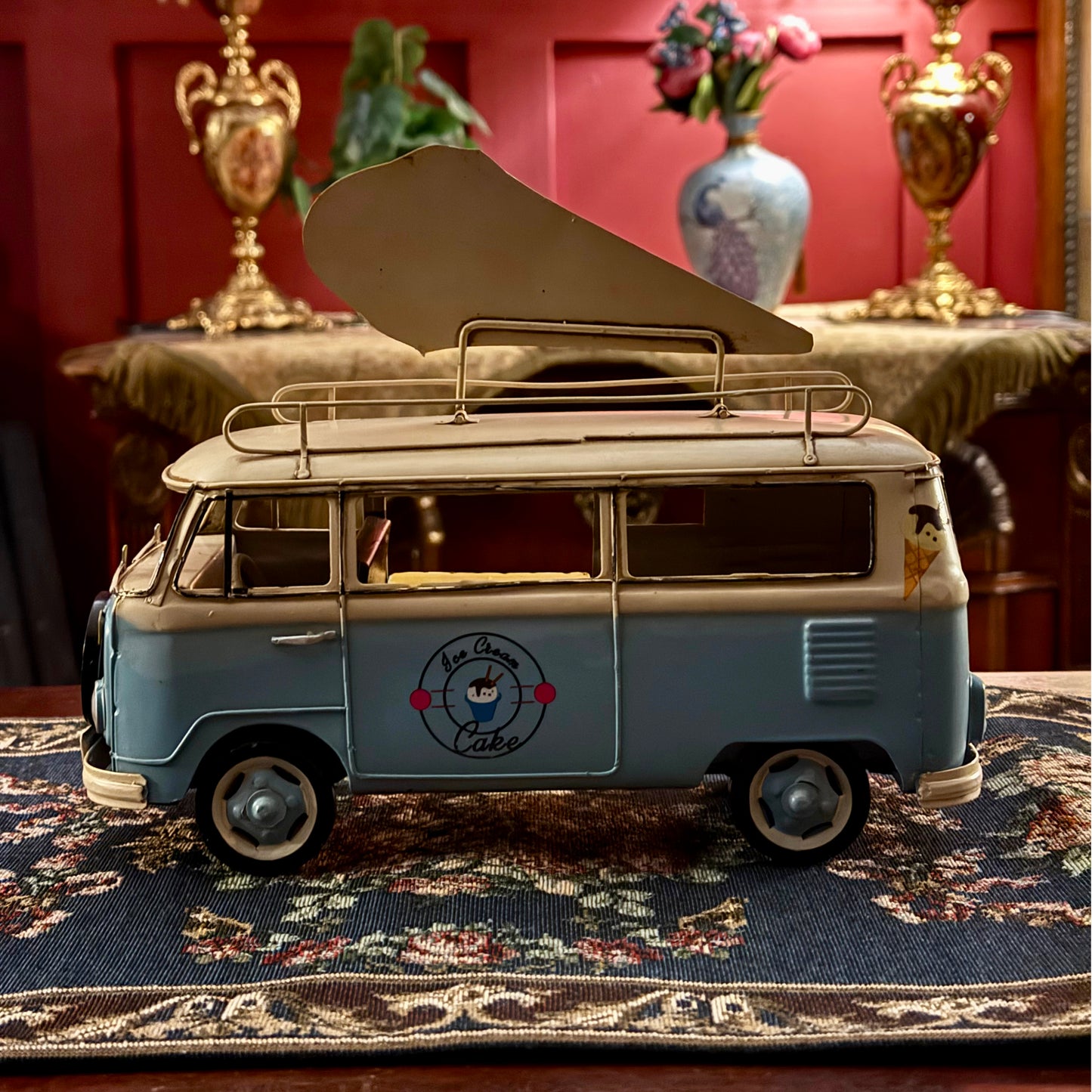 مجسم حافلة ايس كريم فنتج