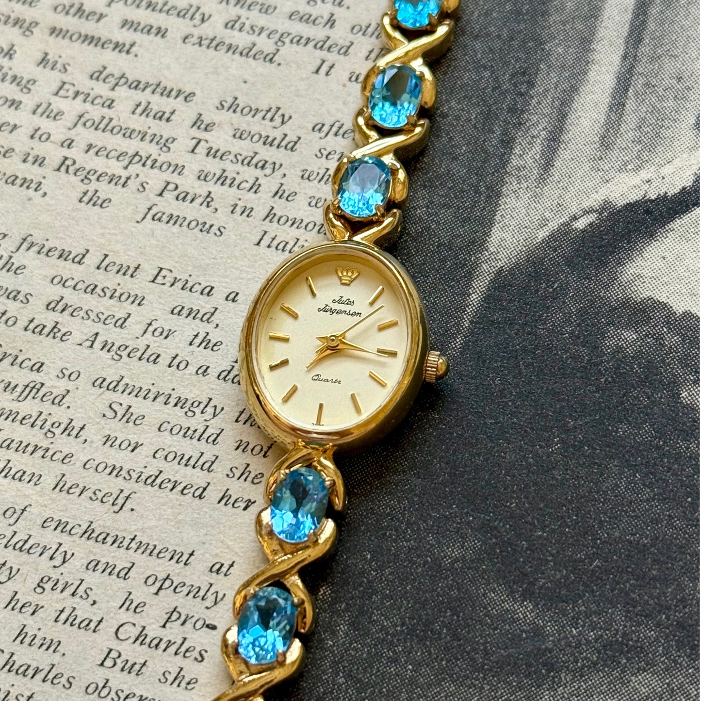 ساعة نسائية jules jurgensen