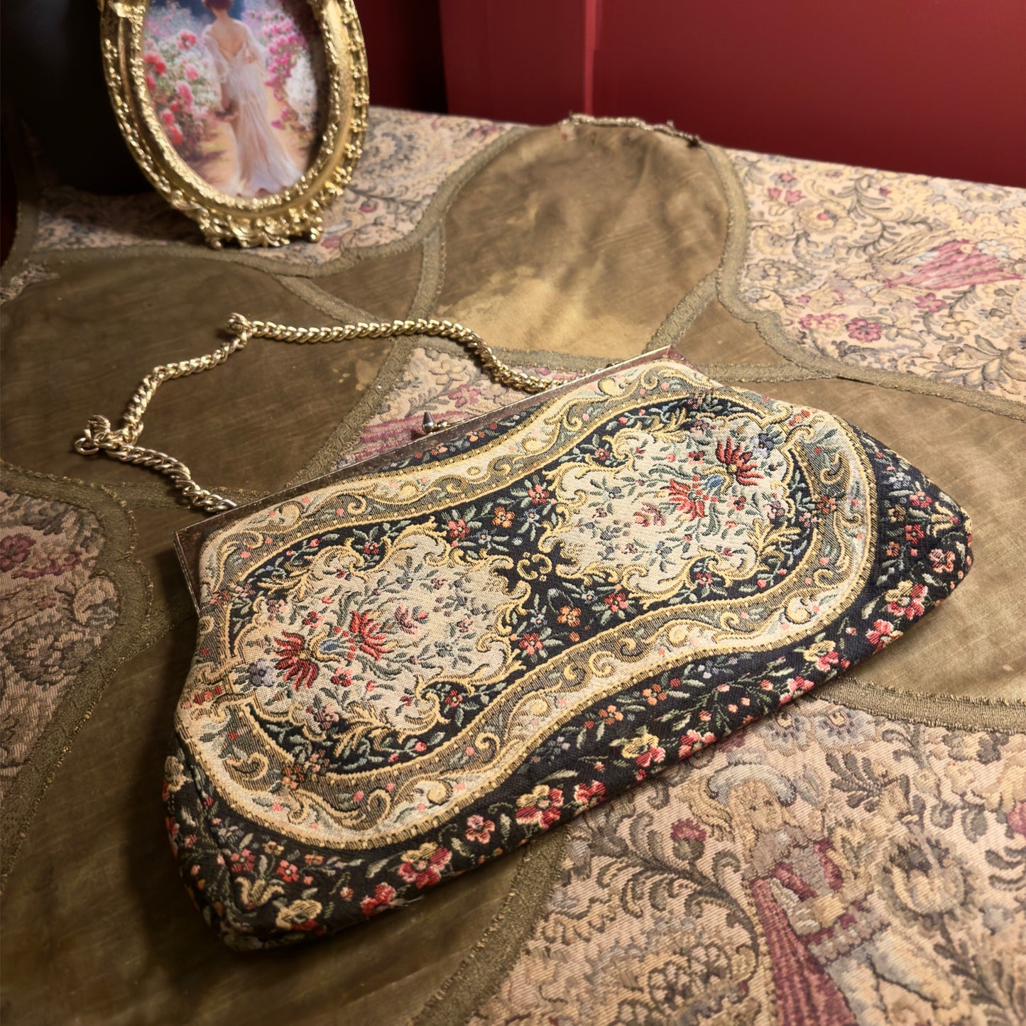 شنطة فنتج Tapestry