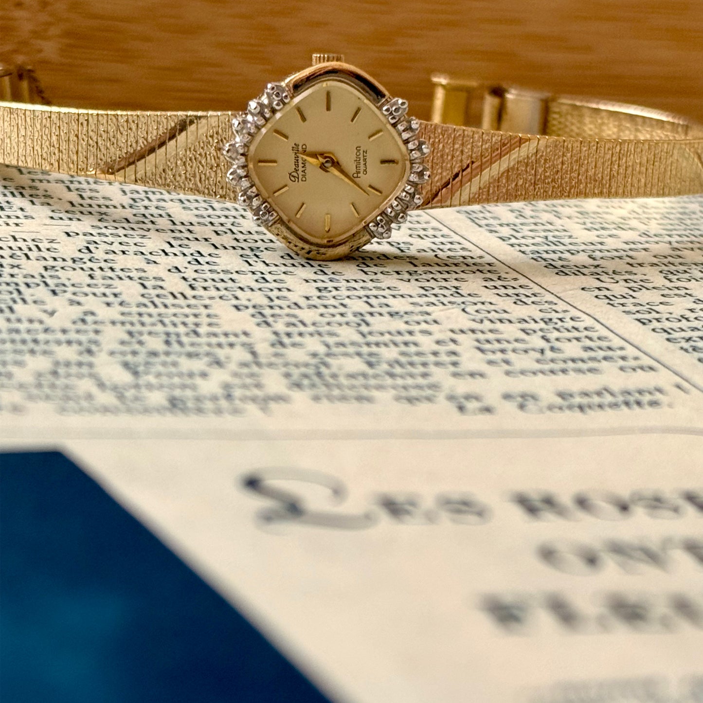 ساعة نسائية deauville