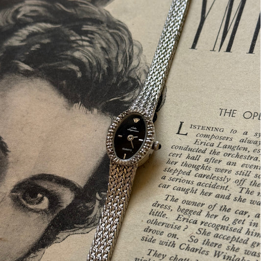 ساعة نسائية JJ