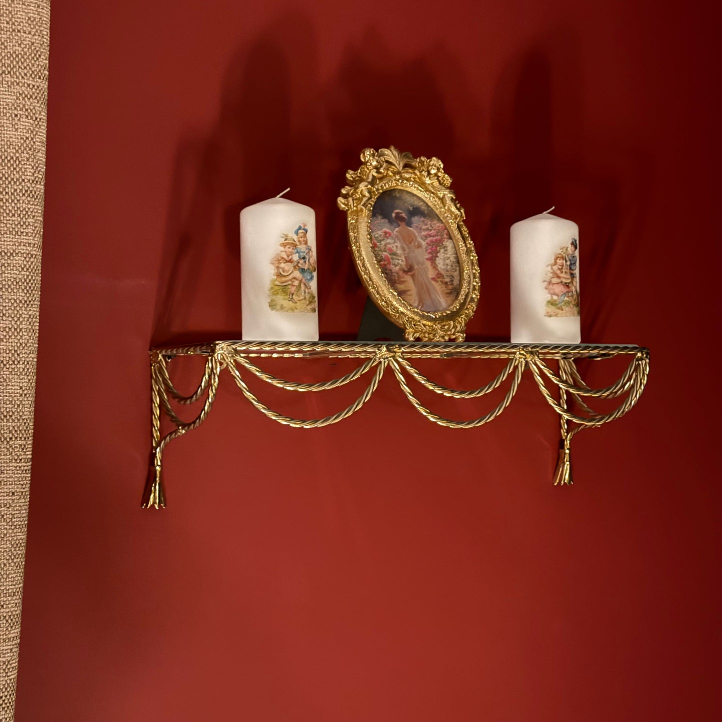 رف نحاس فنتج