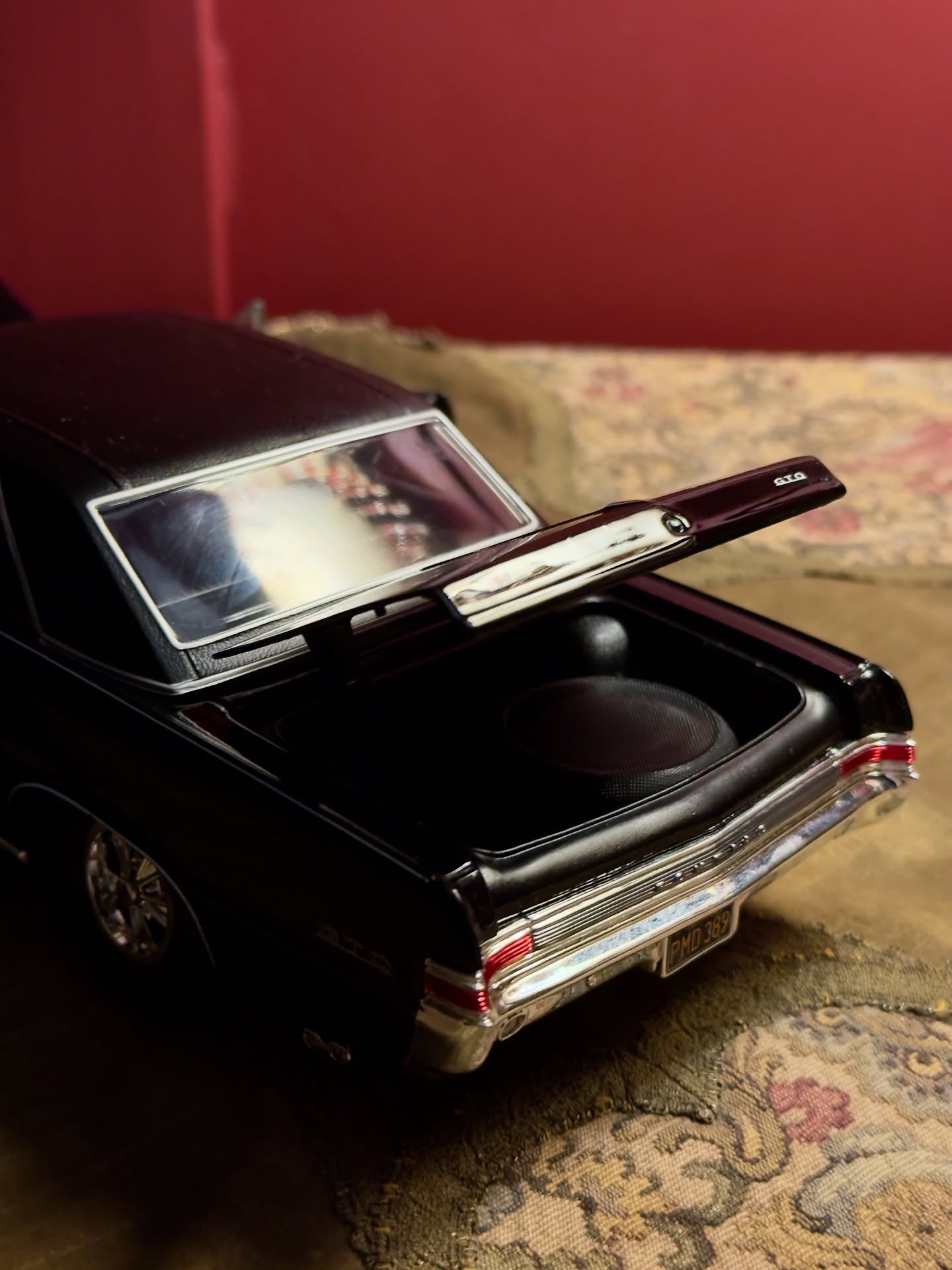 مجسم سيارة pontiac