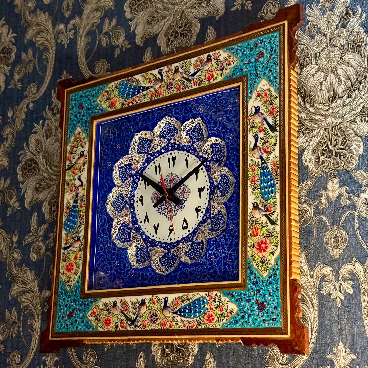 ساعة حائط ايرانية