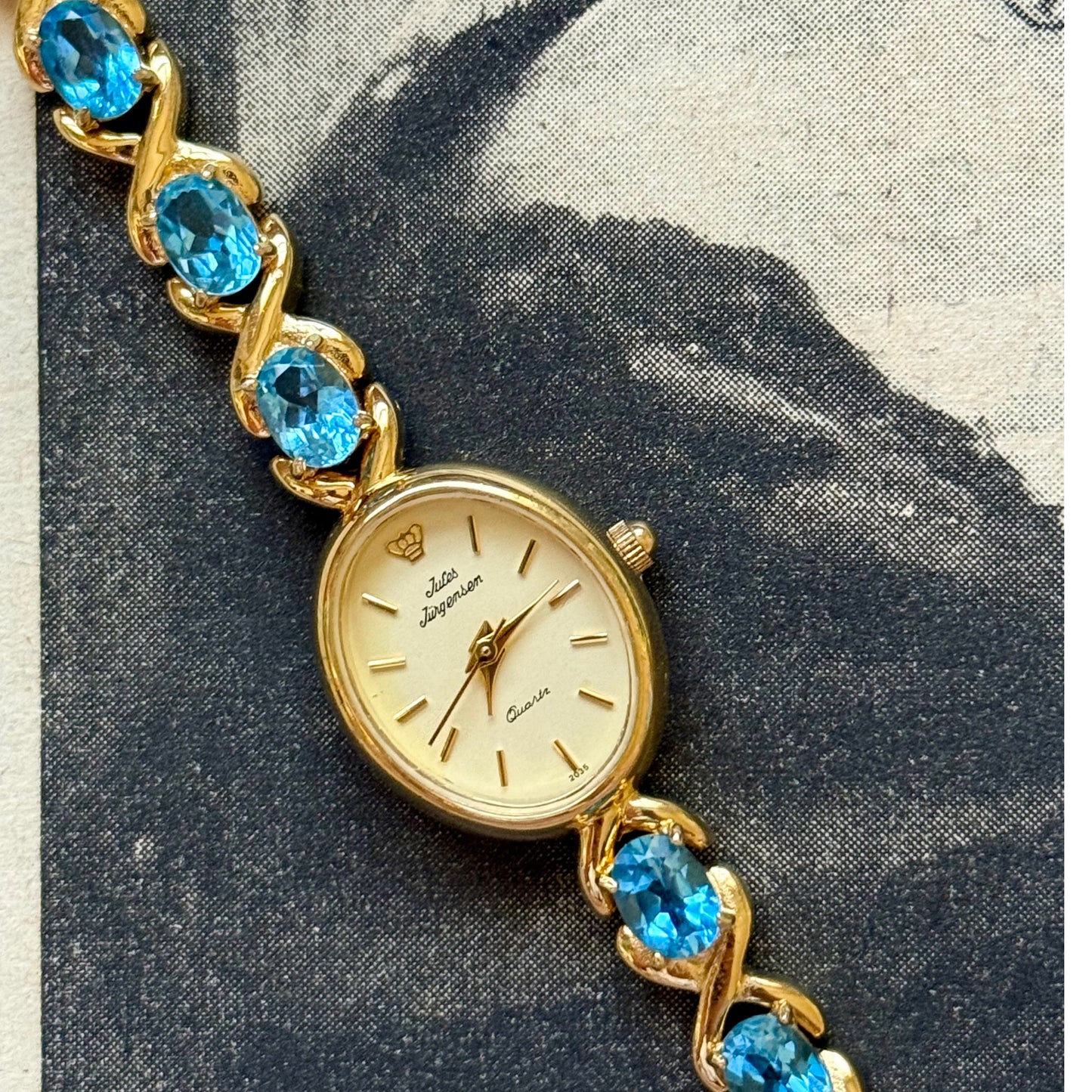 ساعة نسائية jules jurgensen