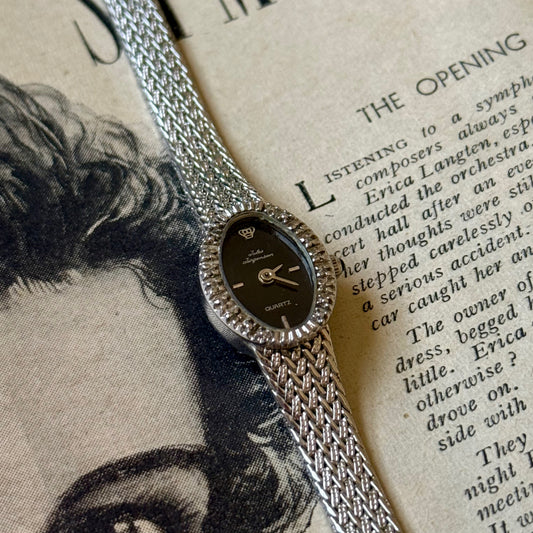 ساعة نسائية JJ