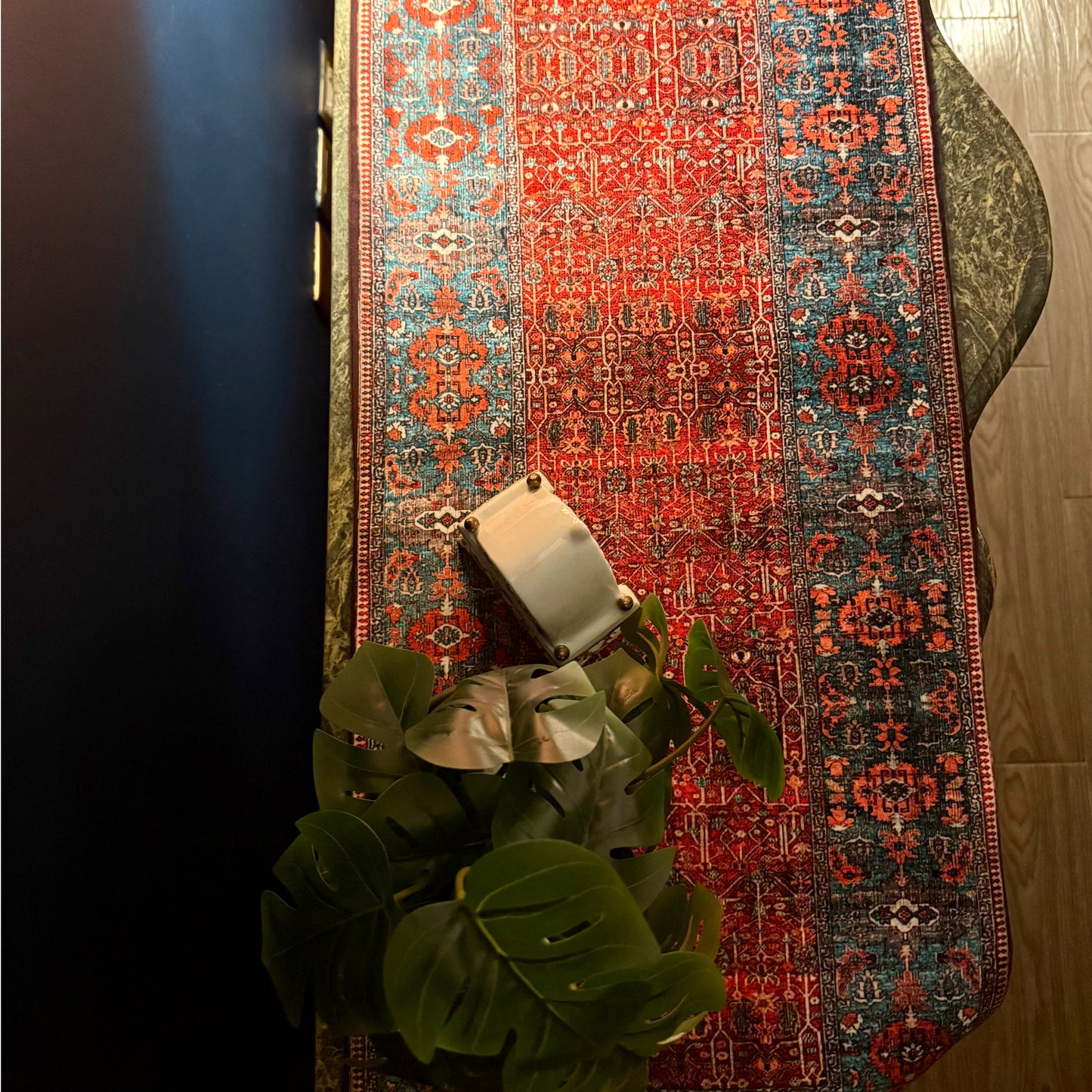 مفرش بنقشة ايرانية