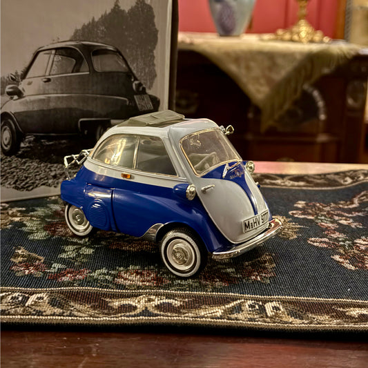 مجسم سيارة BMW