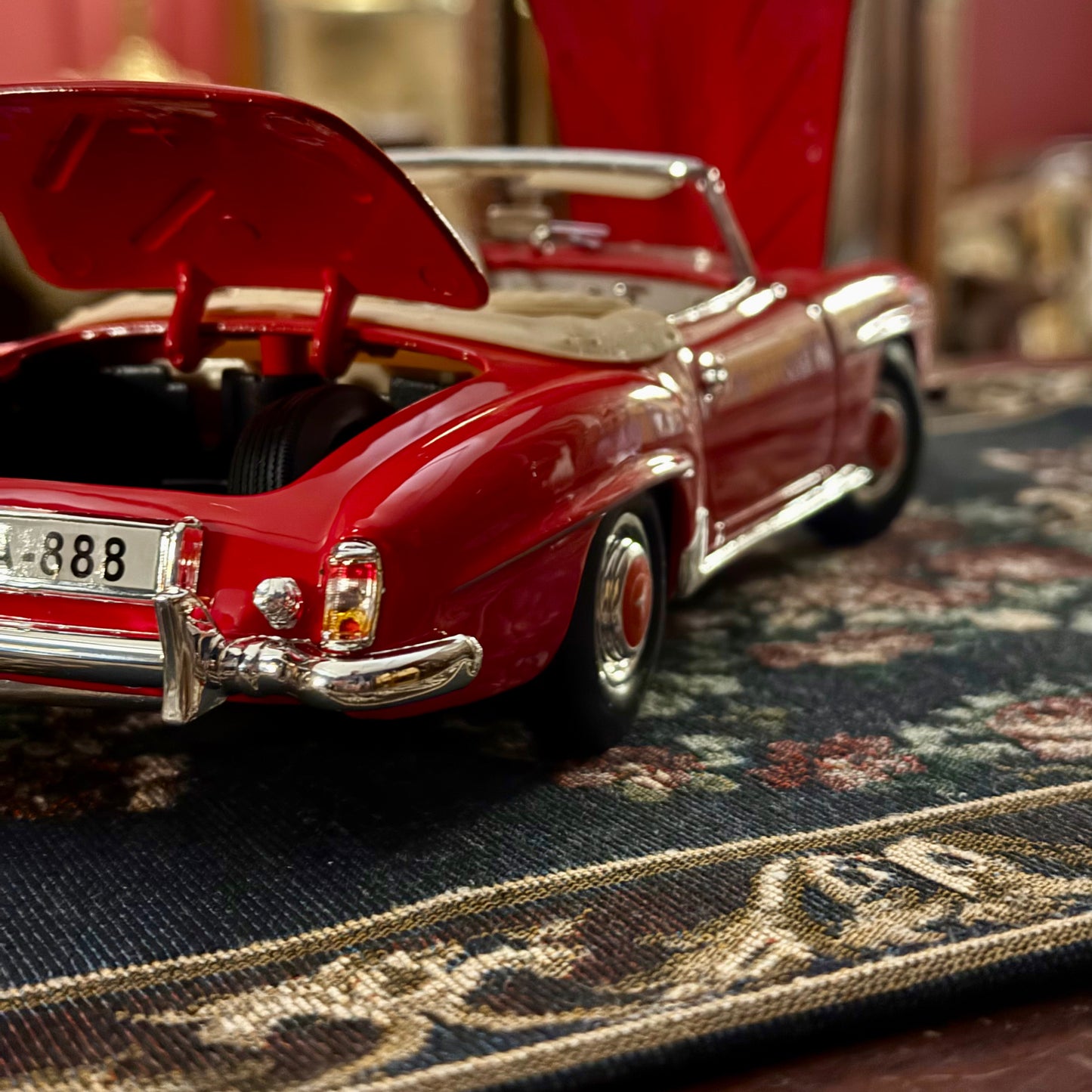 مجسم سيارة Mercedes