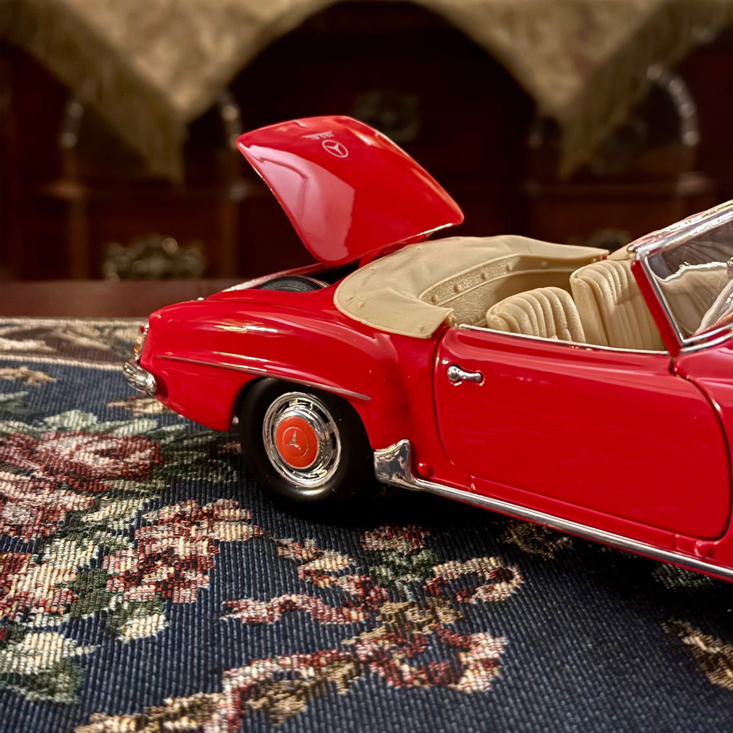 مجسم سيارة Mercedes