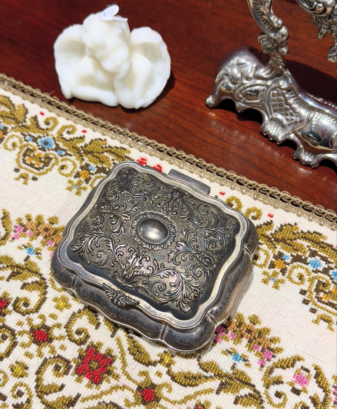 صندوق مجوهرات مطلي