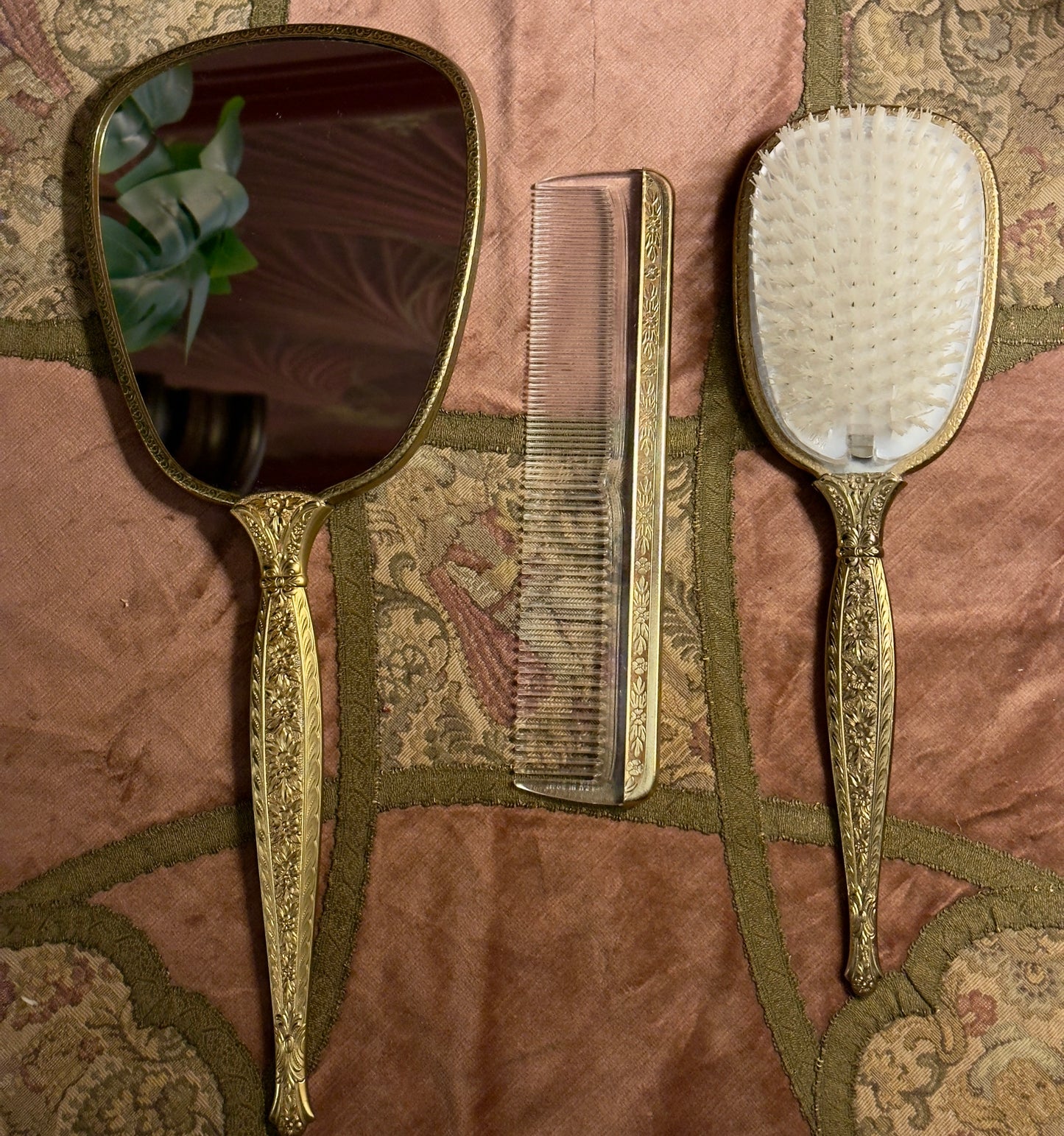 مجموعة تسريحة فنتج